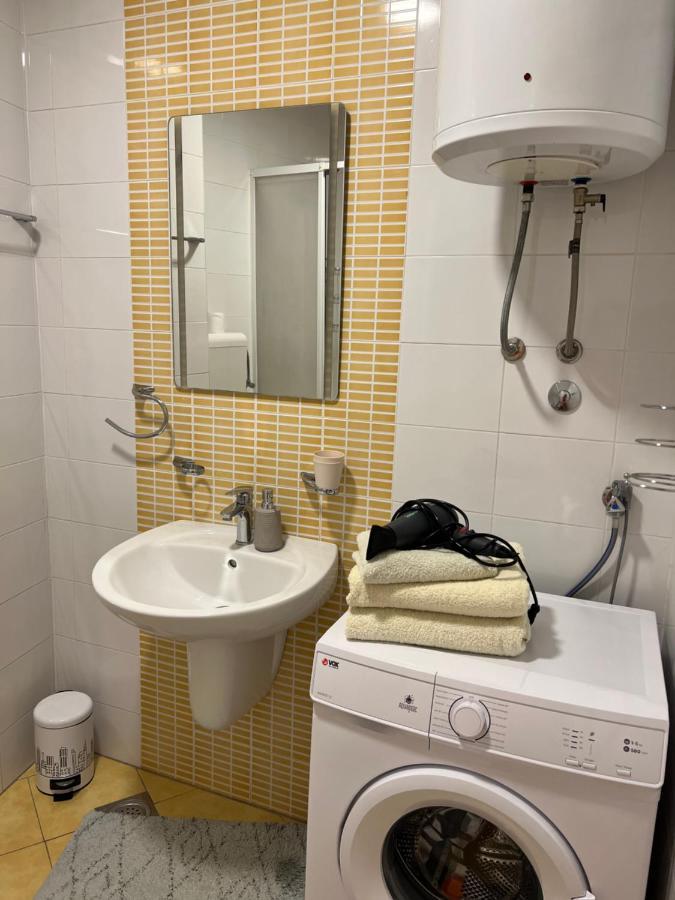 Apartment Dostojevski Novi Sad Exterior foto